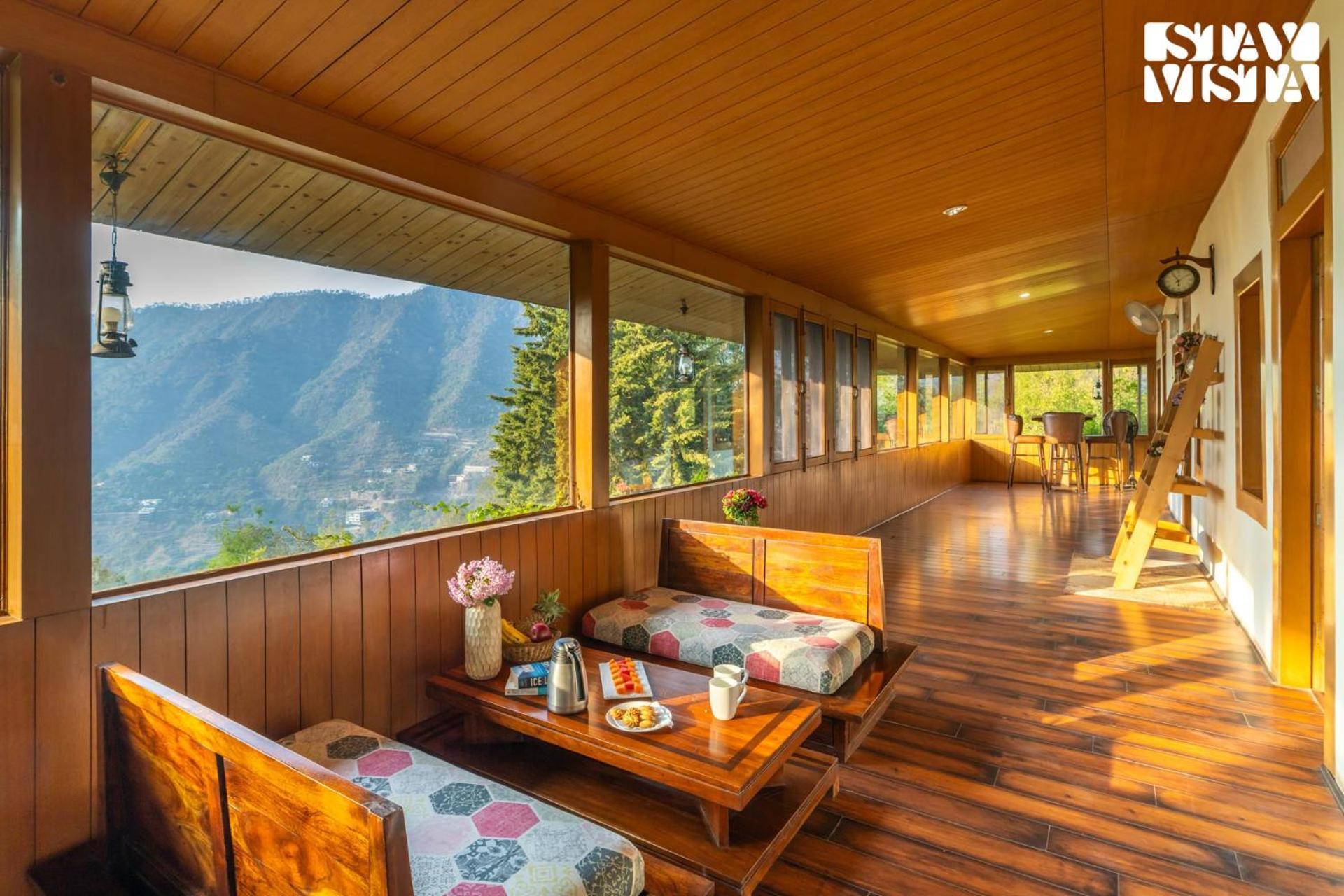 Stayvista At Sylvana Villas With Lawn, Bbq And Jacuzzi Kasauli Exteriér fotografie
