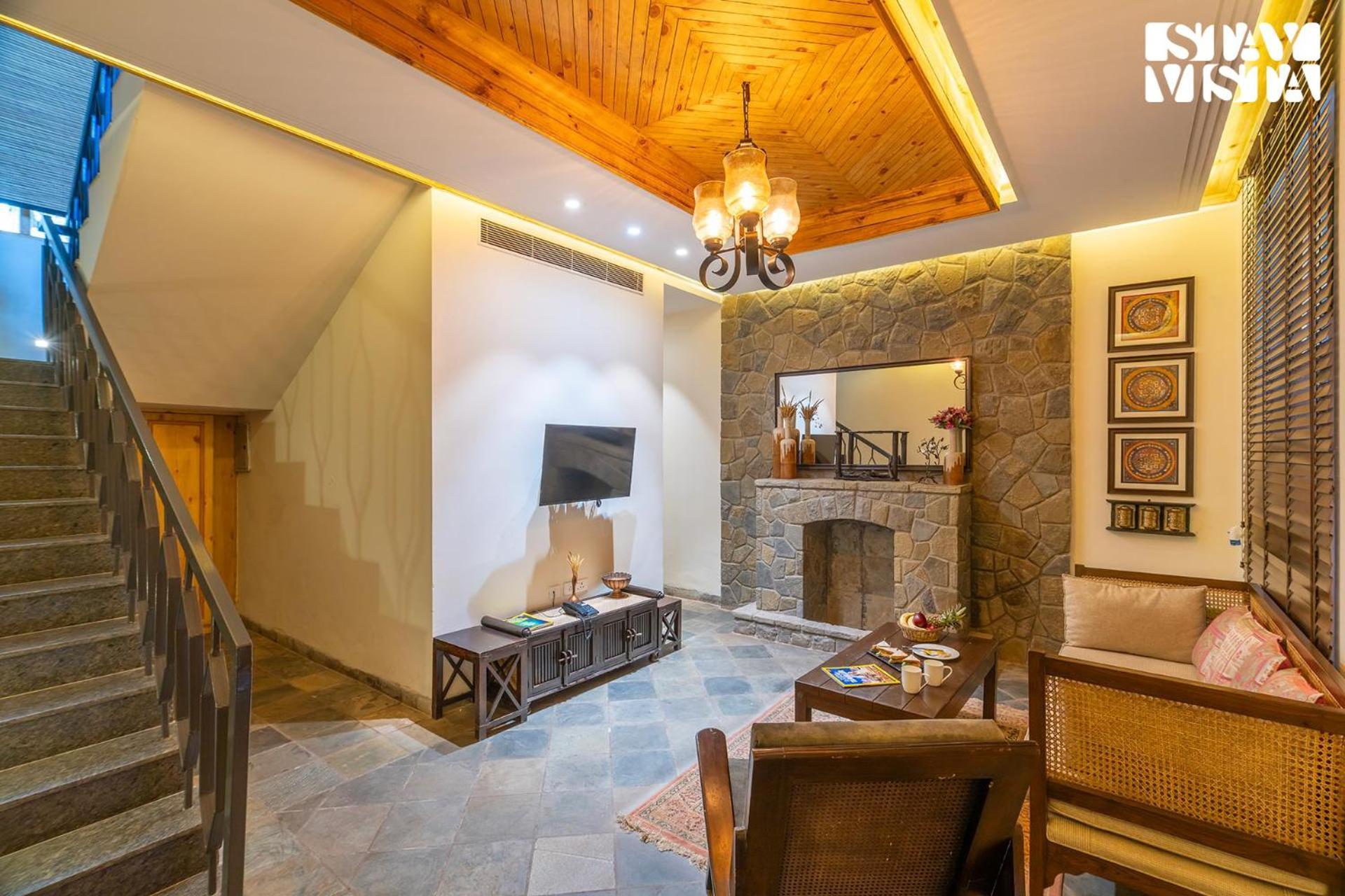 Stayvista At Sylvana Villas With Lawn, Bbq And Jacuzzi Kasauli Exteriér fotografie
